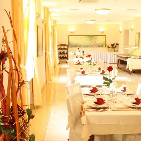 Hotel Sandor Pavillon