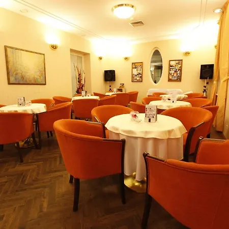 Hotel Sandor Pavillon